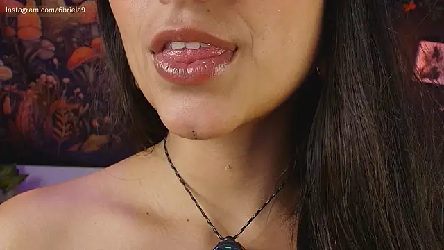 6Briela9  online show from March 30, 6:02 am