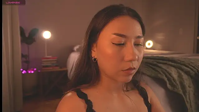 Aimilayne online show from July 29, 8:53 pm