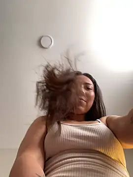 Aimilayne online show from July 30, 9:04 pm