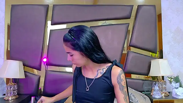 NicoleEsposito online show from February 14, 1:13 pm