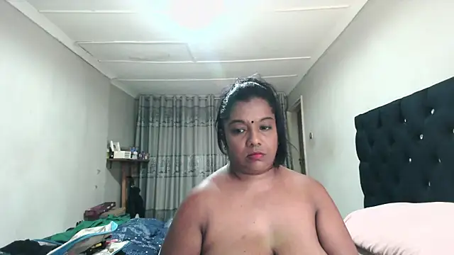 Indianmayaxoxo online show from March 22, 10:21 am