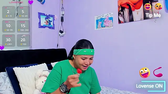 sara mendez2 online show from November 18, 12:44 am