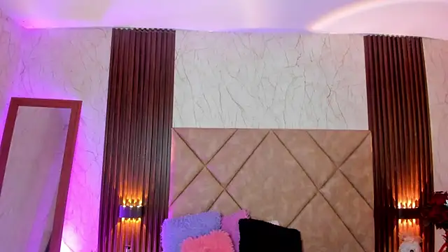 SummersAngel online show from February 5, 4:10 pm