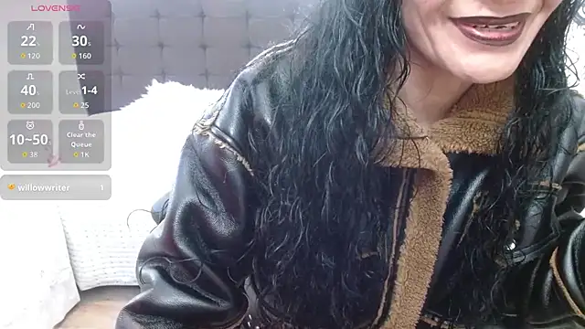 AlexandraJones  online show from February 19, 2:22 am