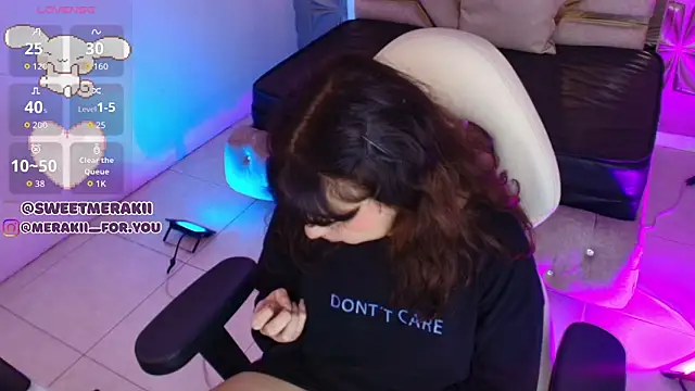 meraki fraise online show from February 11, 1:31 am