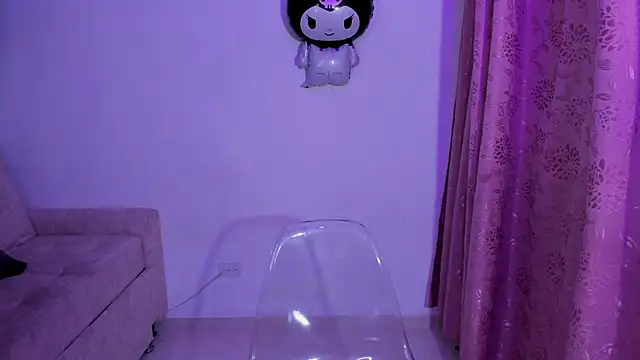 annika taylor online show from November 8, 2:05 am