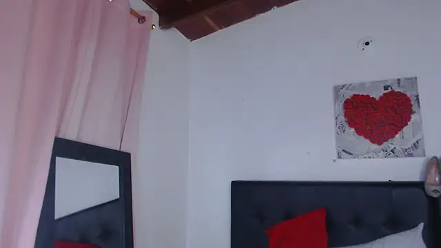 Amara Red online show from April 16, 11:32 am