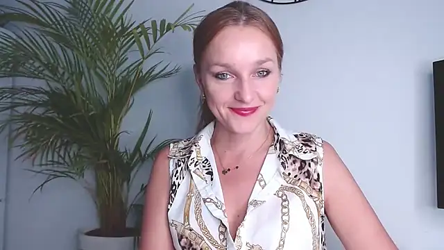 AliciaDesire online show from October 1, 6:07 am