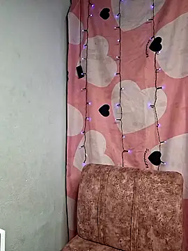 emma-19- online show from November 18, 2:23 am