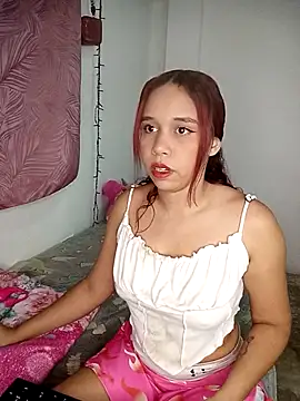 emma-19- online show from March 19, 4:06 am