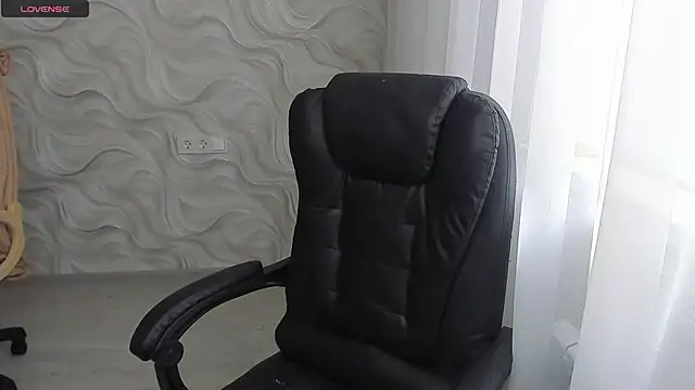 Kendra SXY online show from November 22, 7:55 am