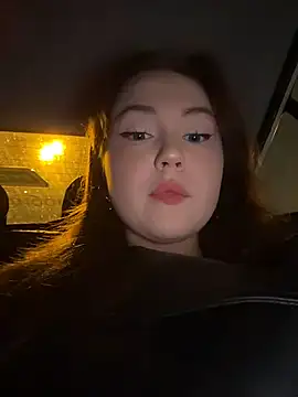 Peachy Dream online show from November 9, 6:04 pm