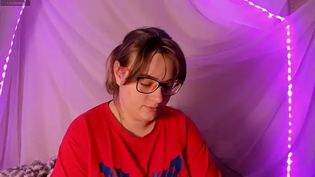 Seductive She Wolf online show from May 28, 3:54 pm