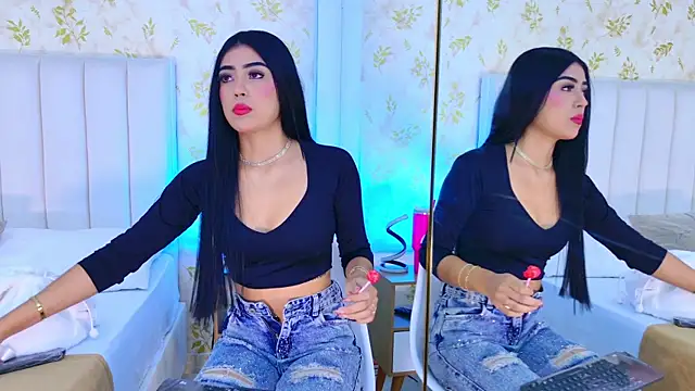 Mia-Monroe online show from November 6, 7:42 pm