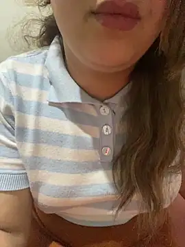 yassminsexy22 online show from February 21, 7:58 pm