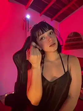 sweeet peach online show from June 14, 6:25 am
