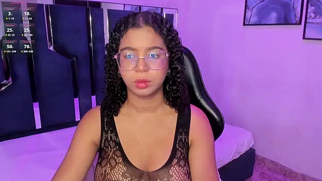 MilaHall  online show from February 25, 4:33 am