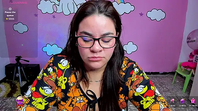 Sharon hils online show from April 8, 1:13 pm