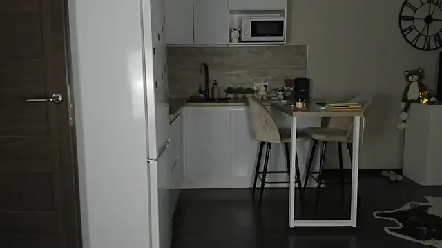 nilliluv online show from April 10, 8:26 pm