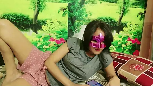 Snapshot of Indian_wife_mona chatting on October 20, 9:23 am Indian wife mona online show from October 20, 9:23 am