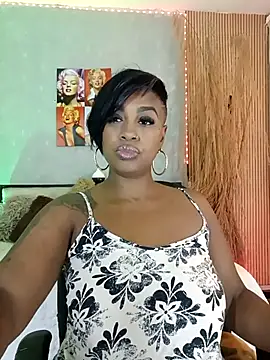 nahiarapalmer19 online show from March 28, 11:36 pm