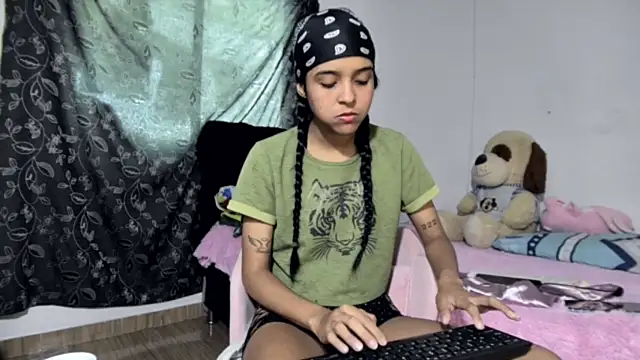 Michi sexy online show from February 14, 3:36 pm