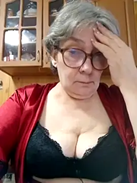 IrinaSweet54 online show from March 4, 8:32 am