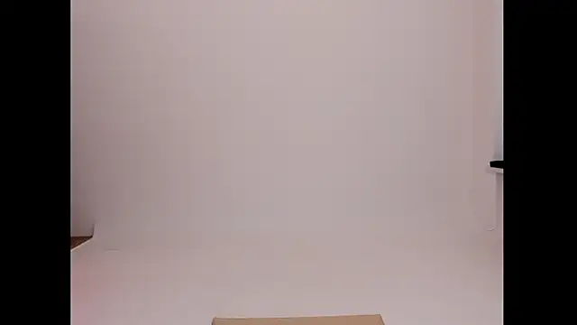 YourSuperModel online show from April 19, 8:14 am