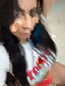ValenSuarez25 online show from July 2, 7:53 pm