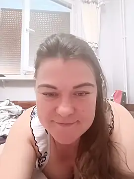 LunikaLunaX online show from June 7, 5:53 pm