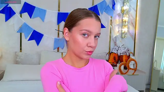 AliceBrayan online show from October 1, 5:34 am