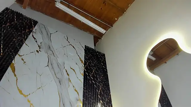 ebony hot1 online show from March 4, 1:50 pm