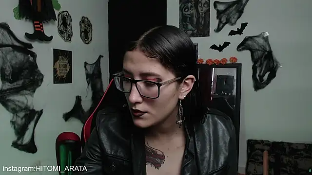 hitomi arata online show from October 22, 7:08 pm