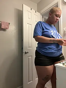 SexyHoneyRedd online show from July 13, 8:48 am