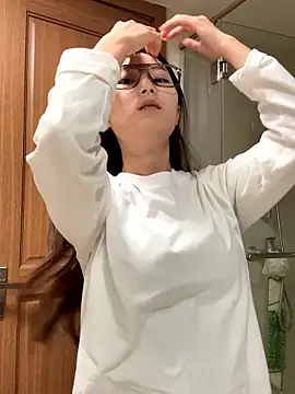 Sweet-Angel999 online show from January 7, 7:39 pm