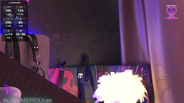 ZoeMesmerize online show from April 14, 2:28 pm