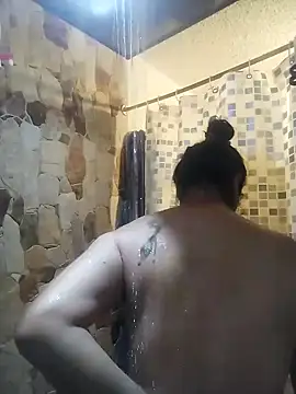 Im Alma  online show from April 21, 1:07 pm