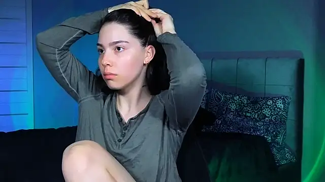 Stacy Gonzales  online show from April 19, 9:53 am