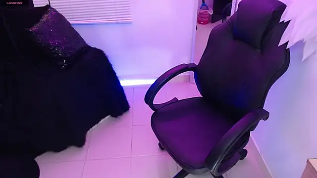 Mailywindsor online show from November 5, 12:10 pm