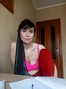 Francenia lolis online show from June 6, 9:37 am