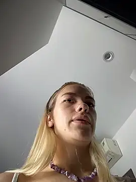 -Sexy Barbie- online show from January 8, 5:22 am