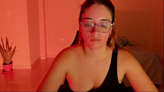 atenas 05  online show from March 12, 9:56 am