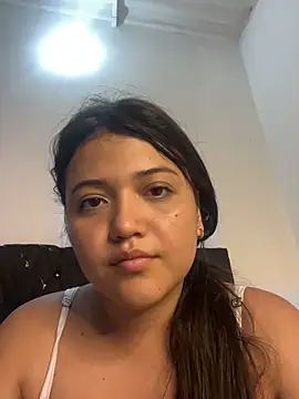 alisson carolina73 online show from April 5, 11:37 pm