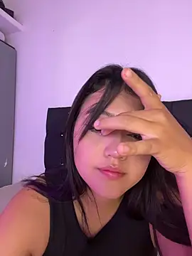 alisson carolina73 online show from March 13, 2:13 am