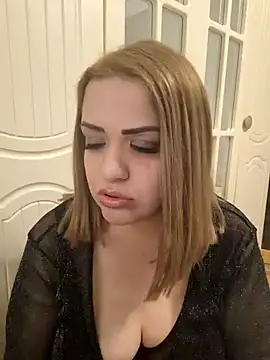 cansuozell online show from December 22, 5:38 pm