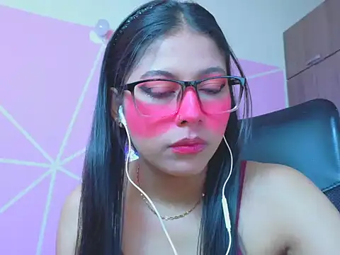  ALLYSON18  online show from March 29, 12:15 pm