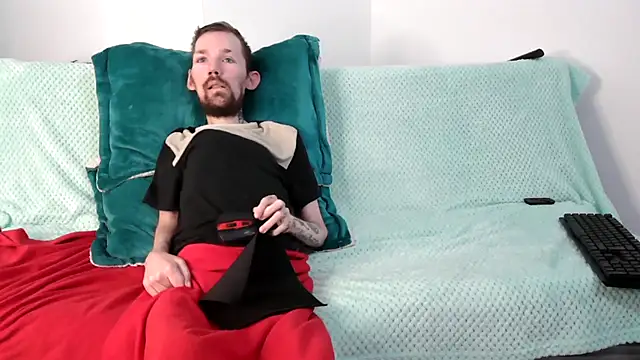 Sophia and Thomas online show from November 8, 10:48 pm