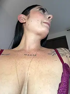 Libia James online show from April 17, 10:34 pm