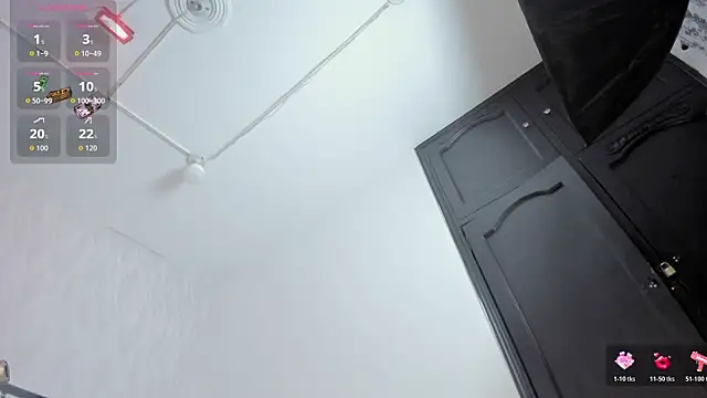 Victoriaa millers online show from April 14, 7:47 pm