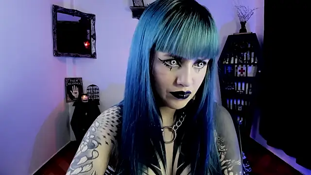 Snapshot of DimmuandDarkness chatting on October 16, 7:55 am DimmuandDarkness online show from October 16, 7:55 am
